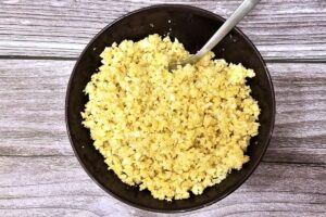 Dough for macadamia crust