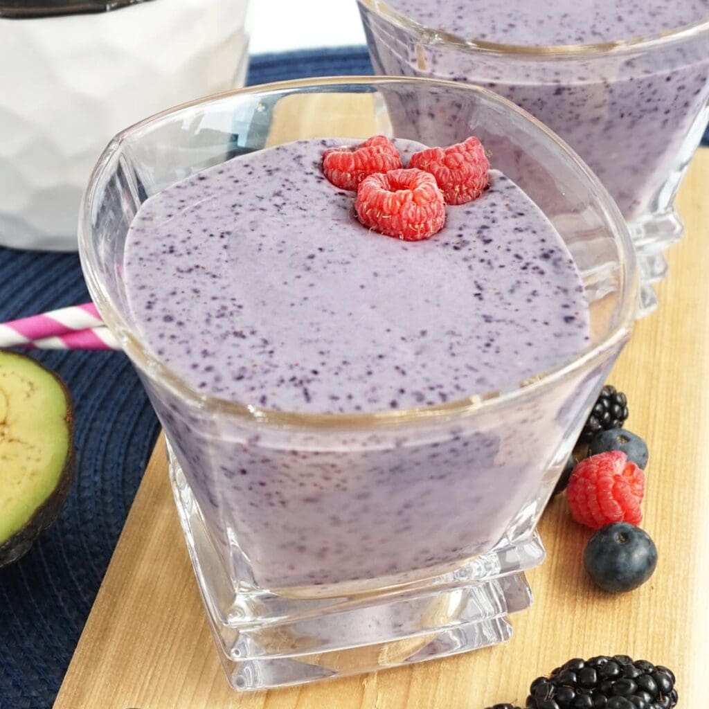 Keto Green Detox Smoothie Modern Yum keto-green-detox-smoothie-modern-yum